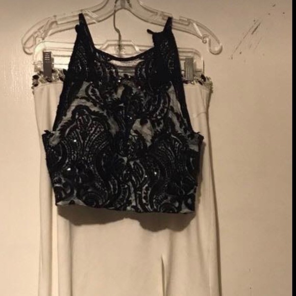 Two piece dress - Picture 1 of 4